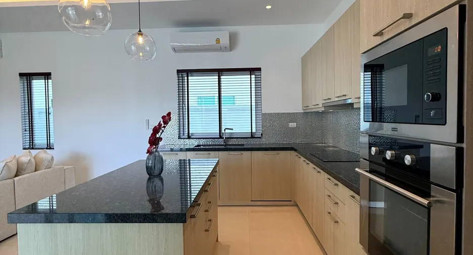 For rent 3 bedrooms villa in Hua Hin, Prachuap Khiri Khan