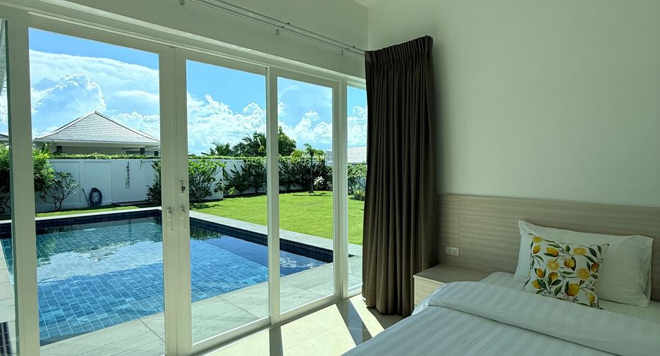 For rent 3 bedrooms villa in Hua Hin, Prachuap Khiri Khan