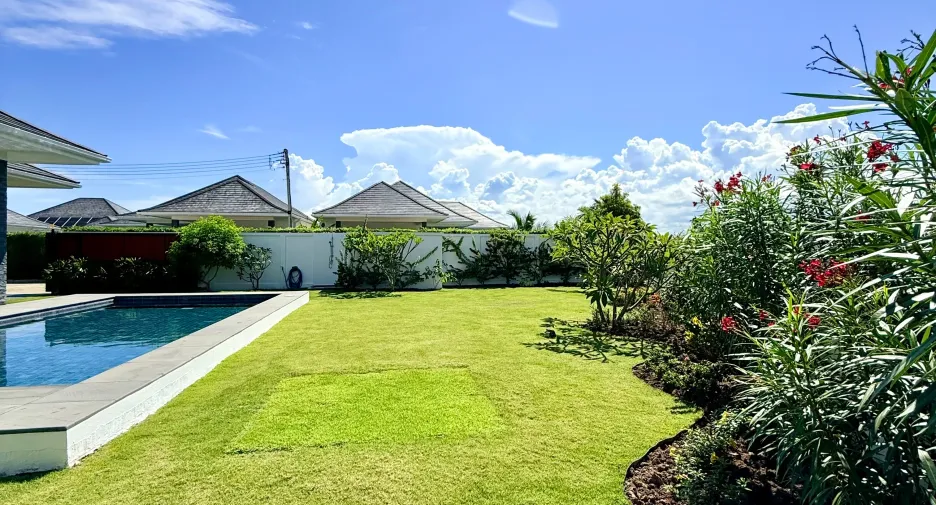 For rent 3 bedrooms villa in Hua Hin, Prachuap Khiri Khan