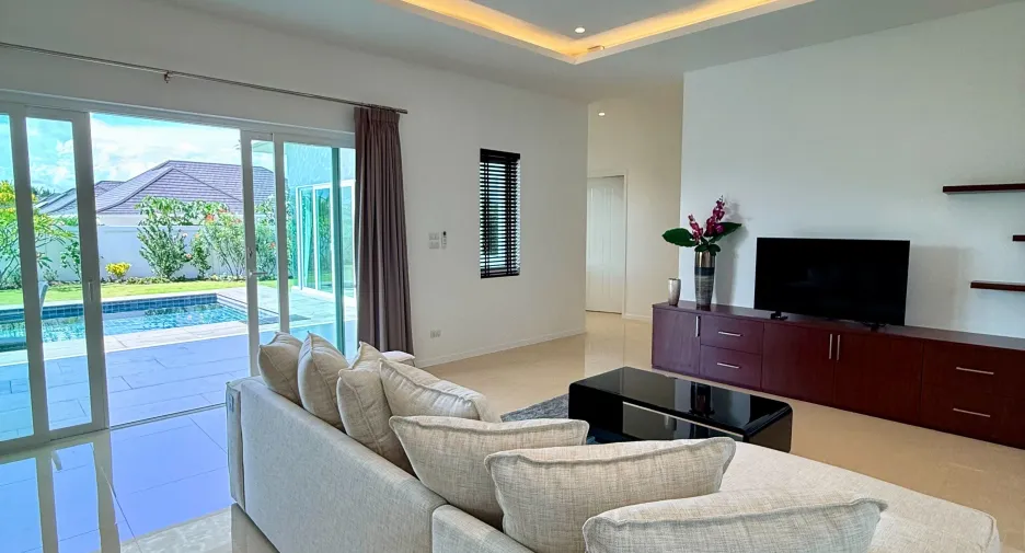 For rent 3 bedrooms villa in Hua Hin, Prachuap Khiri Khan