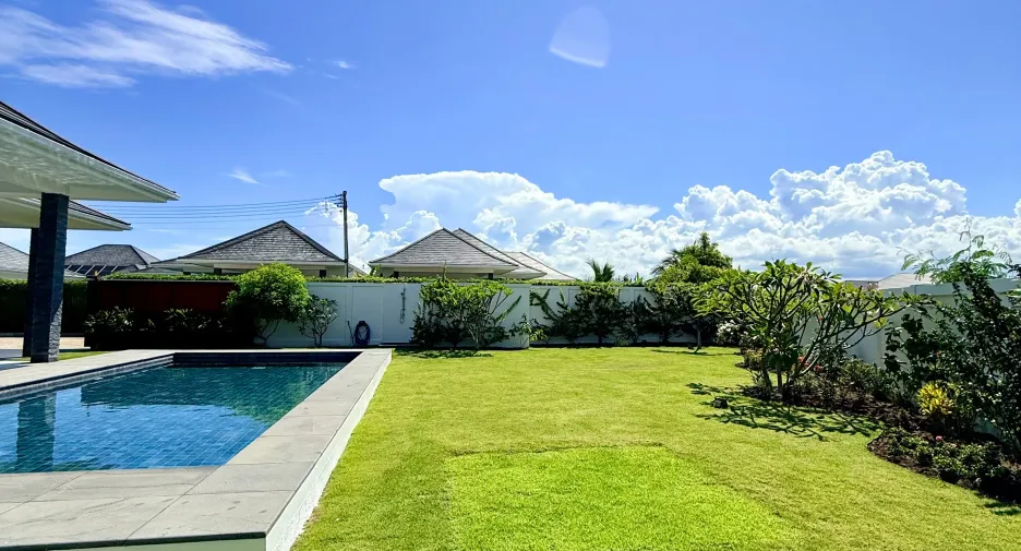 For rent 3 bedrooms villa in Hua Hin, Prachuap Khiri Khan