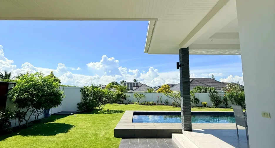 For rent 3 bedrooms villa in Hua Hin, Prachuap Khiri Khan