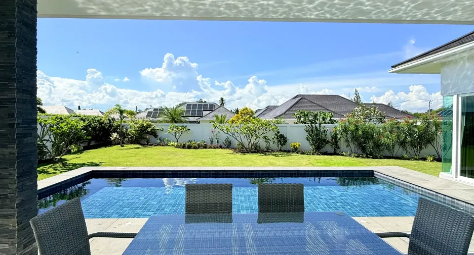 For rent 3 bedrooms villa in Hua Hin, Prachuap Khiri Khan
