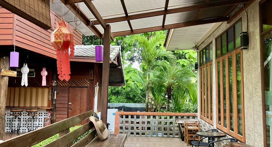 For rent 3 bedrooms house in Saraphi, Chiang Mai