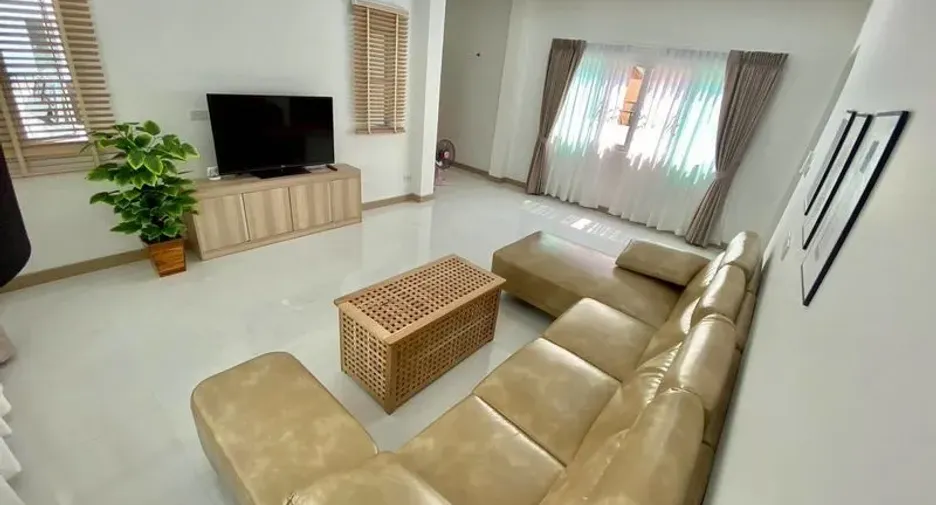 For rent 4 bedrooms house in Hang Dong, Chiang Mai