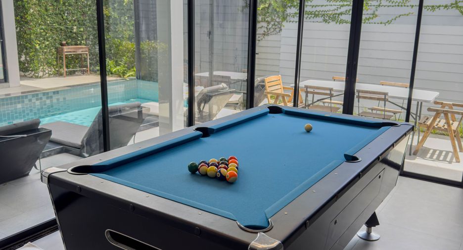 For rent 4 bedrooms villa in Hua Hin, Prachuap Khiri Khan