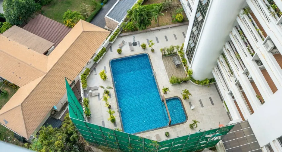 Condo en venta y en alquiler de 2 habitaciones en Khlong Toei, Bangkok