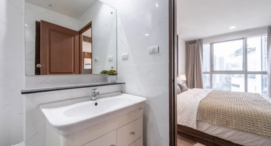 Condo en venta y en alquiler de 2 habitaciones en Khlong Toei, Bangkok