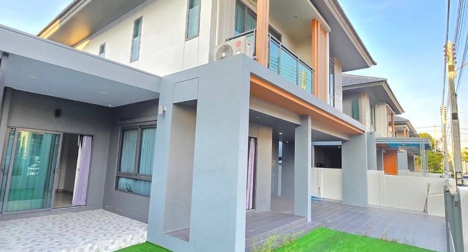 À louer 4 chambres maison à Bang Lamung, Chonburi