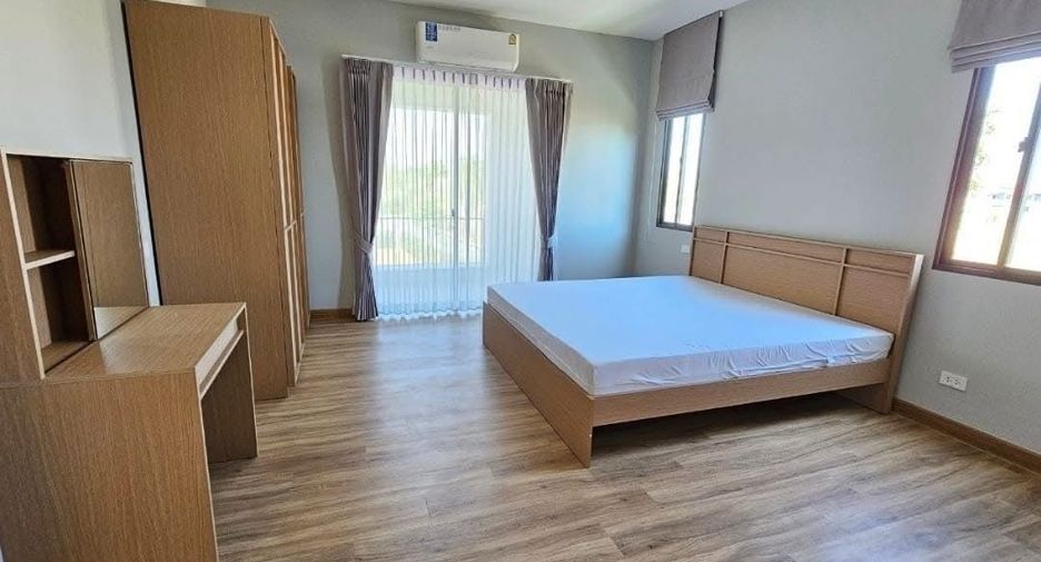 Haus zur Miete mit 4 Zimmer in San Pa Tong, Chiang Mai