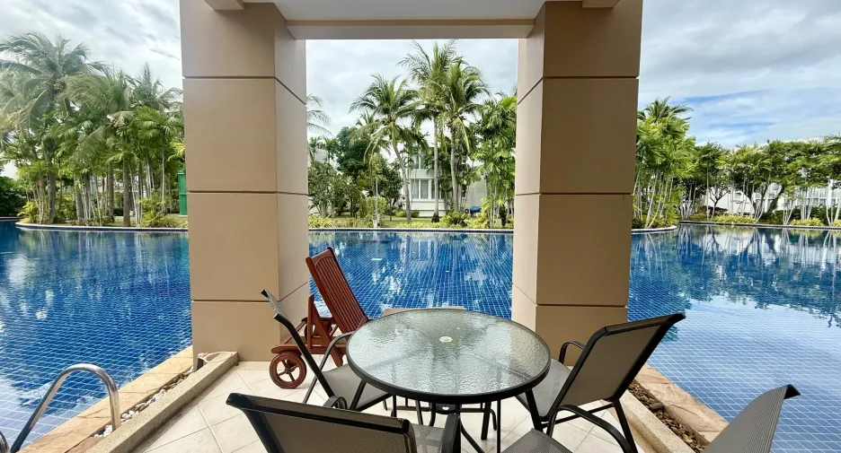 Condo en alquiler de 2 habitaciones en Cha Am, Phetchaburi