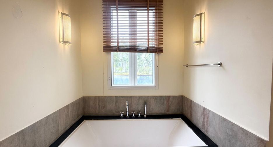 Condo en alquiler de 2 habitaciones en Cha Am, Phetchaburi