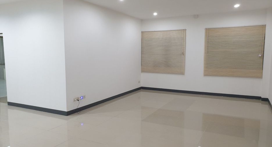 Casa en venta de 3 habitaciones en Hang Dong, Chiang Mai