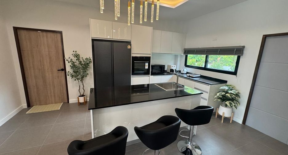 For sale and for rent 4 bedrooms house in Doi Saket, Chiang Mai
