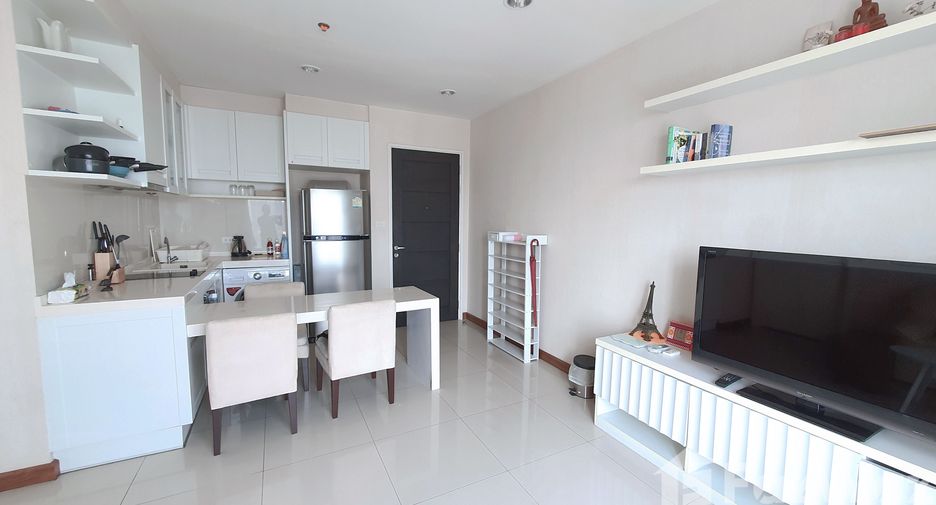 For sale 1 bed condo in Bang Phlat, Bangkok