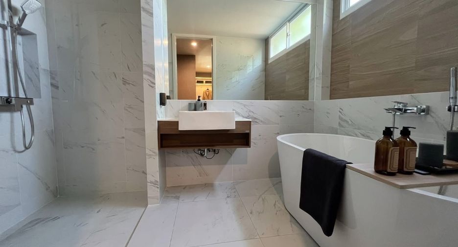 For sale 4 bedrooms house in Bang Phli, Samut Prakan