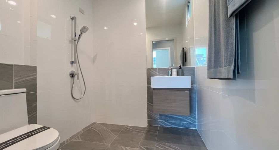 出售 4 卧室 独立屋 在 Bang Phli, Samut Prakan