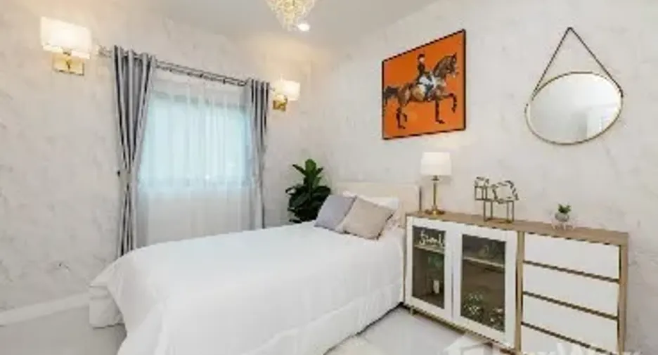 For sale 4 bedrooms townhouse in Pran Buri, Prachuap Khiri Khan