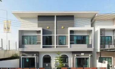 For sale 4 bedrooms townhouse in Pran Buri, Prachuap Khiri Khan