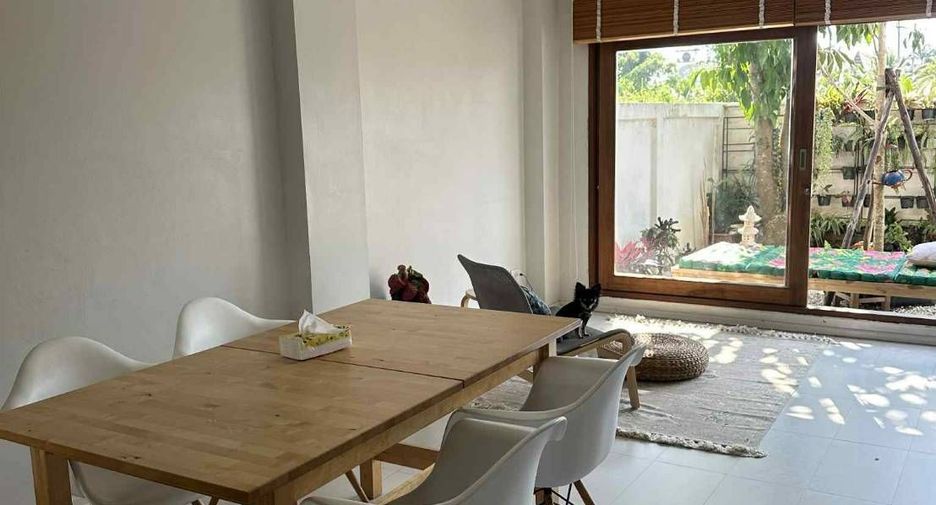 For sale and for rent 3 bedrooms townhouse in Mueang Chiang Mai, Chiang Mai