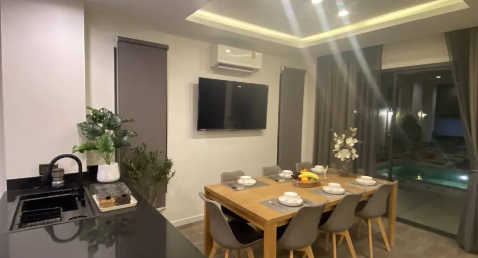 For sale 4 bedrooms villa in Mueang Chiang Mai, Chiang Mai