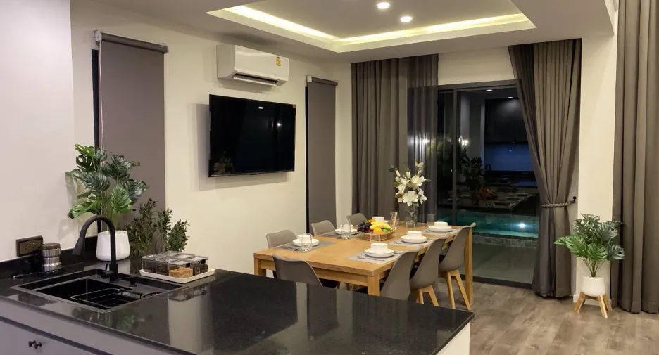 For sale 4 bedrooms villa in Mueang Chiang Mai, Chiang Mai