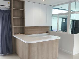 Haus zum Kauf mit 4 Zimmer in Mueang Chiang Mai, Chiang Mai