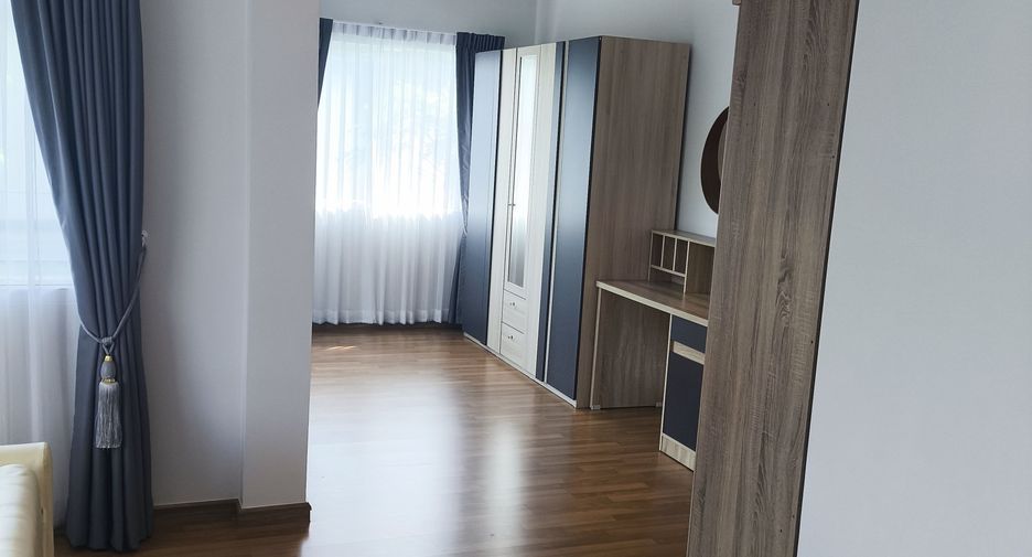 Haus zum Kauf mit 4 Zimmer in Mueang Chiang Mai, Chiang Mai