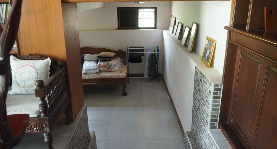 For sale 3 bedrooms house in San Kamphaeng, Chiang Mai