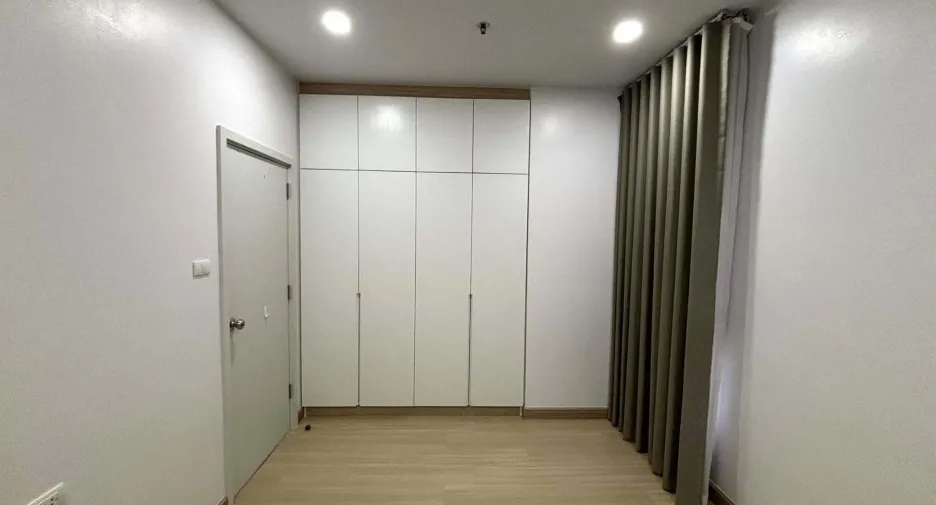 For sale and for rent 2 bedrooms condo in Khlong San, Bangkok