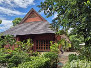 Casa en venta de 7 habitaciones en San Kamphaeng, Chiang Mai