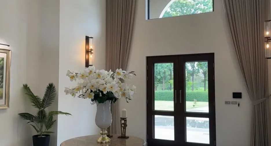 For sale and for rent 4 bedrooms villa in Mae Rim, Chiang Mai