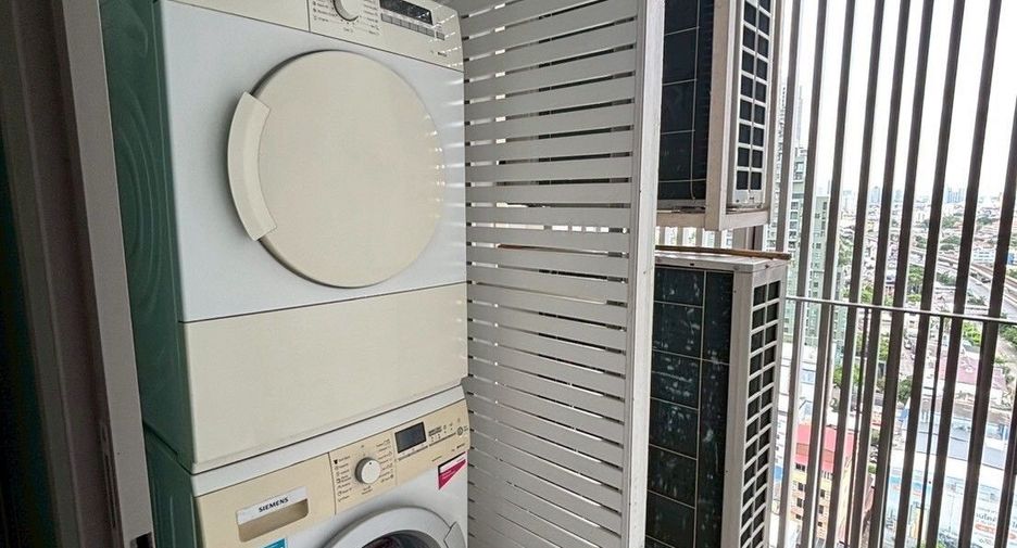 For sale 2 bedrooms condo in Khlong San, Bangkok