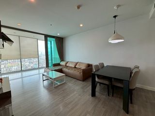For sale 2 ベッドルーム condo in Khlong San, Bangkok