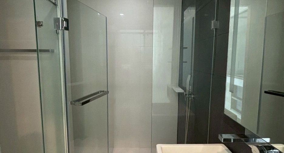 For sale 2 bedrooms condo in Khlong San, Bangkok