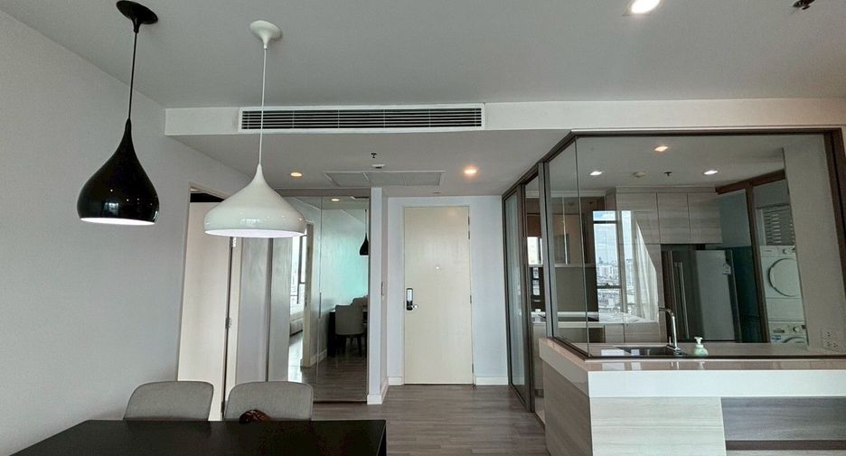 For sale 2 bedrooms condo in Khlong San, Bangkok