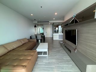For sale 2 ベッドルーム condo in Khlong San, Bangkok
