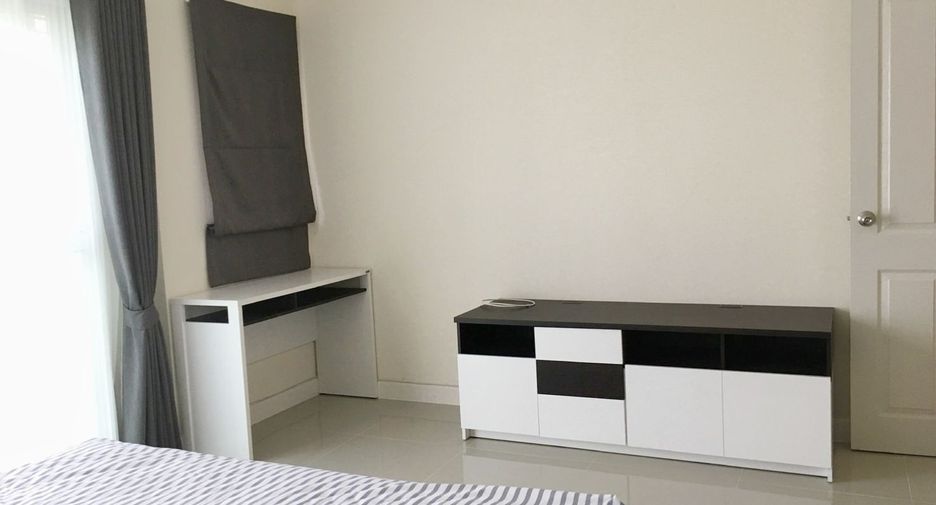 For sale 3 bedrooms townhouse in Mueang Chiang Mai, Chiang Mai
