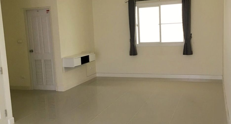 For sale 3 bedrooms townhouse in Mueang Chiang Mai, Chiang Mai