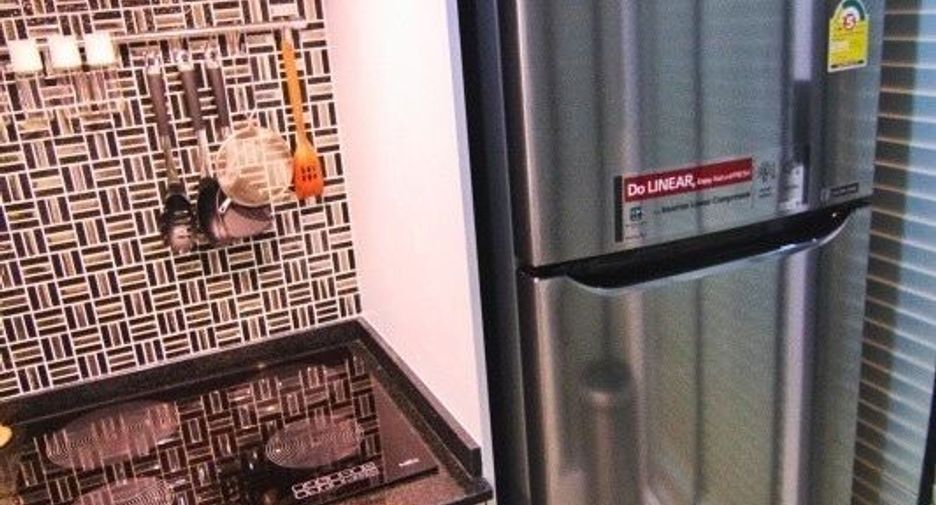 For sale and for rent 4 bedrooms townhouse in Phra Khanong, Bangkok
