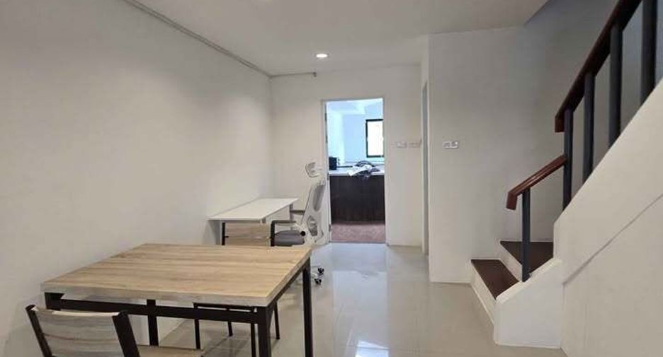 À louer 2 chambres condo à Bang Lamung, Chonburi
