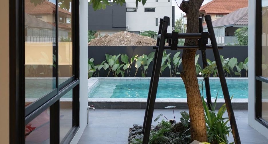 À vendre et à louer 5 chambres villa à Hang Dong, Chiang Mai