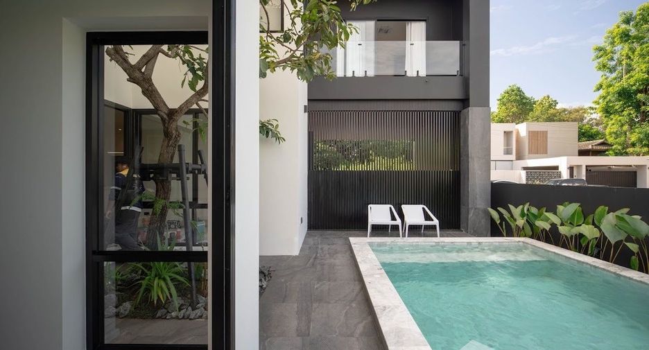 À vendre et à louer 5 chambres villa à Hang Dong, Chiang Mai
