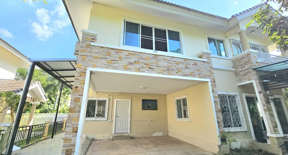For sale 4 bedrooms house in Doi Saket, Chiang Mai