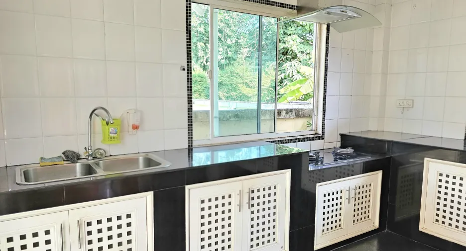 For sale 4 bedrooms house in Doi Saket, Chiang Mai