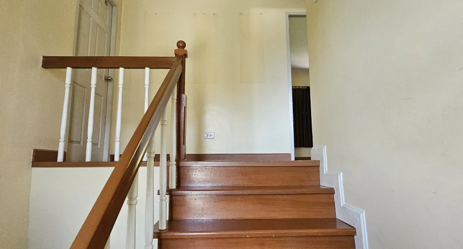 For sale 4 bedrooms house in Doi Saket, Chiang Mai