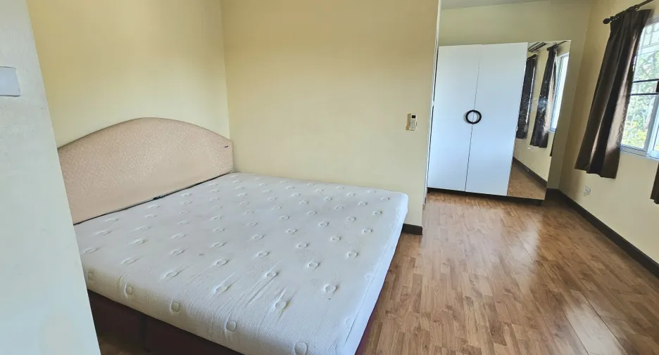 For sale 4 bedrooms house in Doi Saket, Chiang Mai