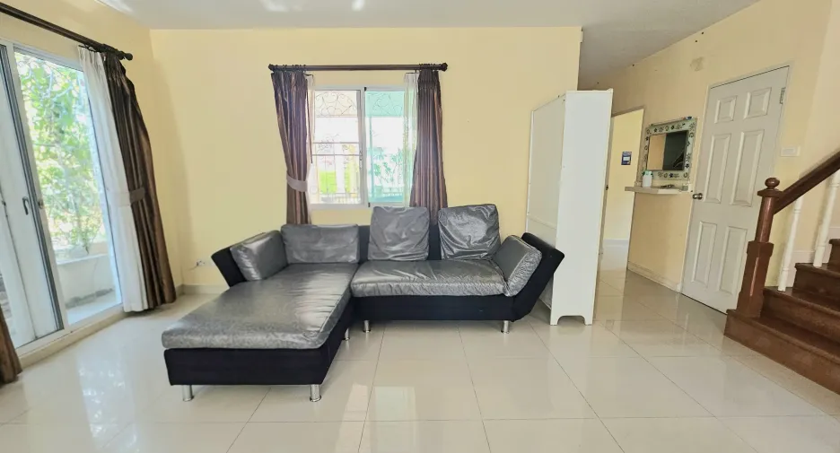 For sale 4 bedrooms house in Doi Saket, Chiang Mai
