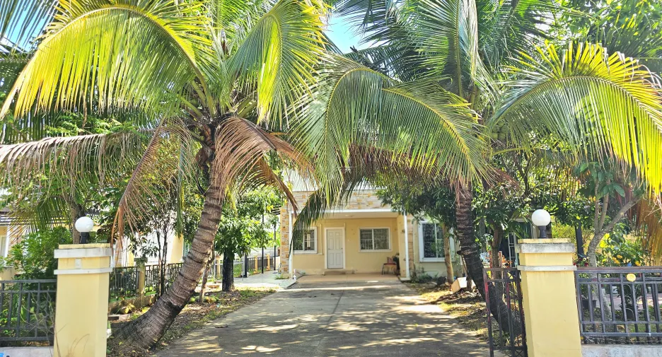 For sale 4 bedrooms house in Doi Saket, Chiang Mai