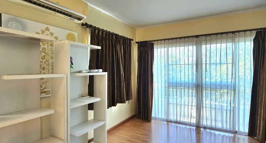 For sale 4 bedrooms house in Doi Saket, Chiang Mai